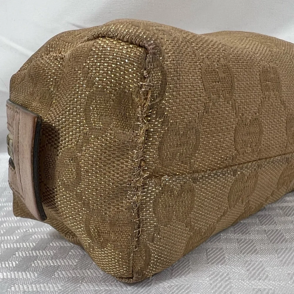 7528: Gucci GG Monogram Gold Canvas Cosmetic Pouch Heart Charm Italy